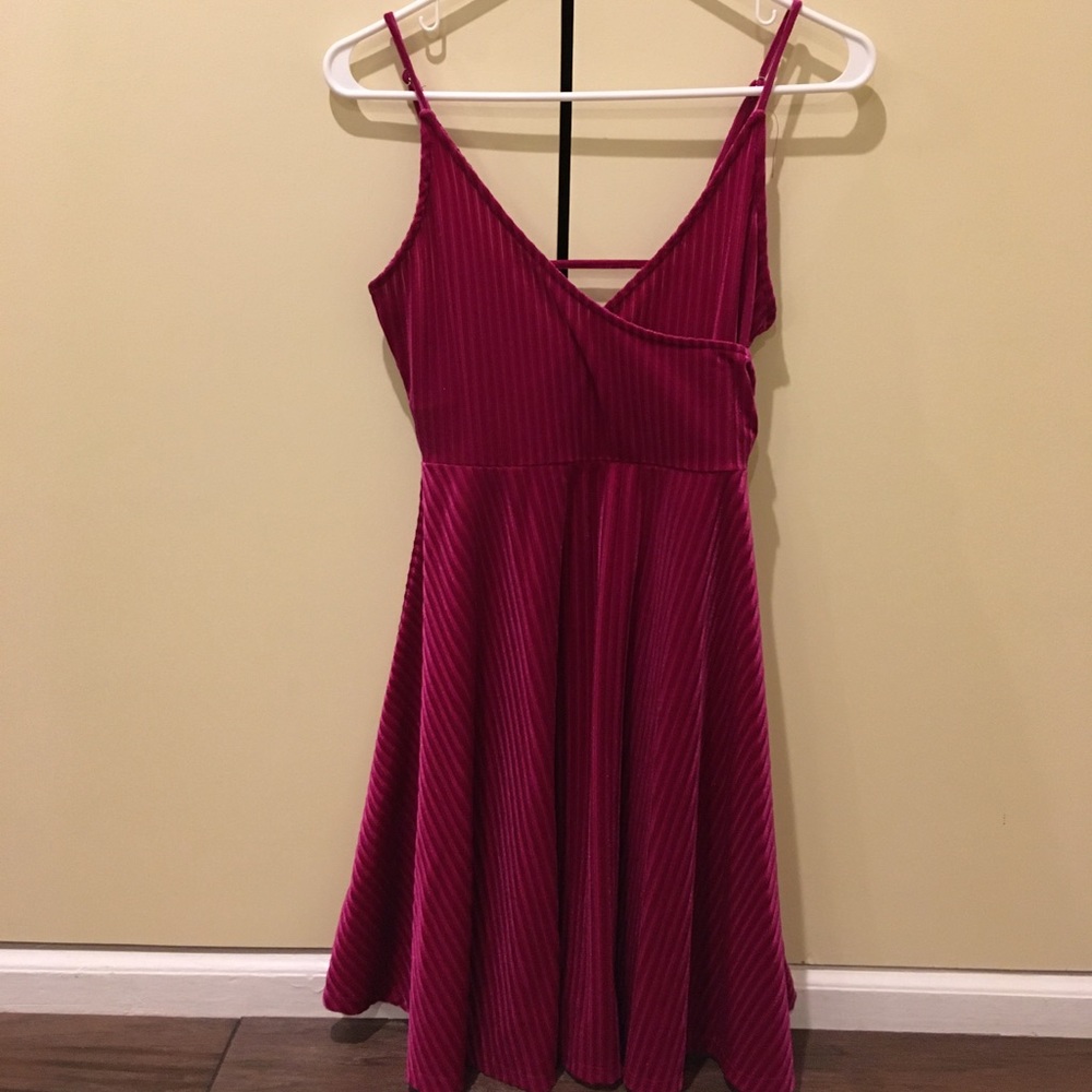 CLOSET CLOSING‼️ 🆕 3/$10 ✨ Forever 21 dress